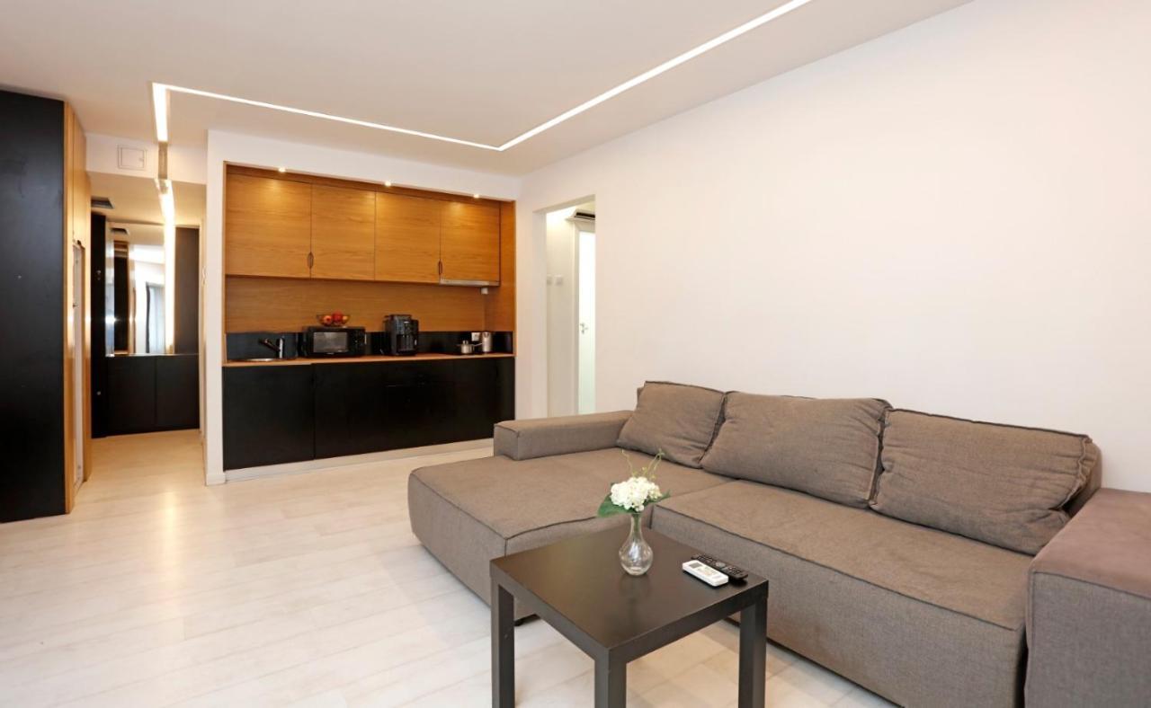 Platinum Apartment With 2 Bedrooms Bukurešť Exteriér fotografie